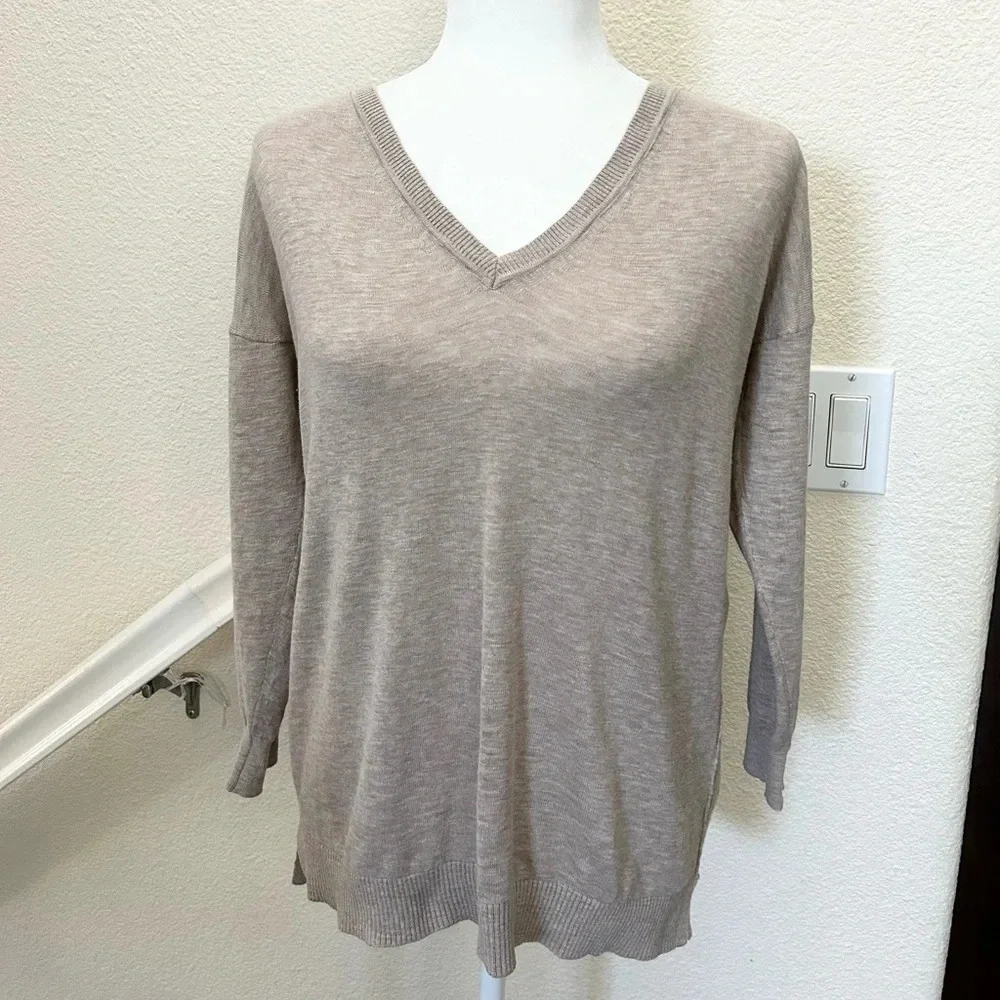j crew 100% cotton vneck sweater size S 3/4 sleeve beige color excellent cond
